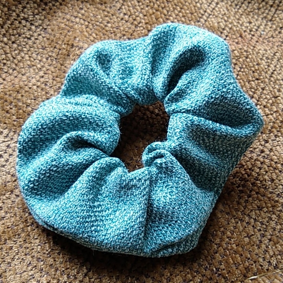 Scrunchies - Picture 4 of 4